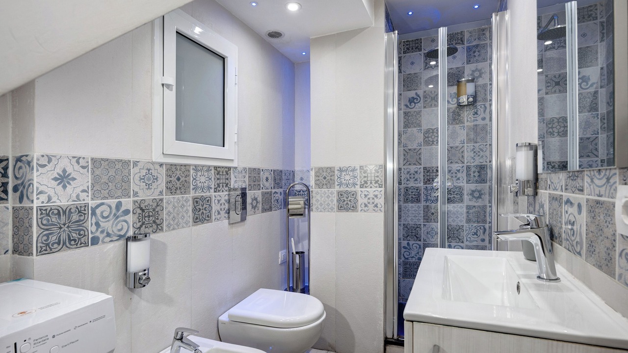 Photo of Bathroom in Quartieri Spagnoli