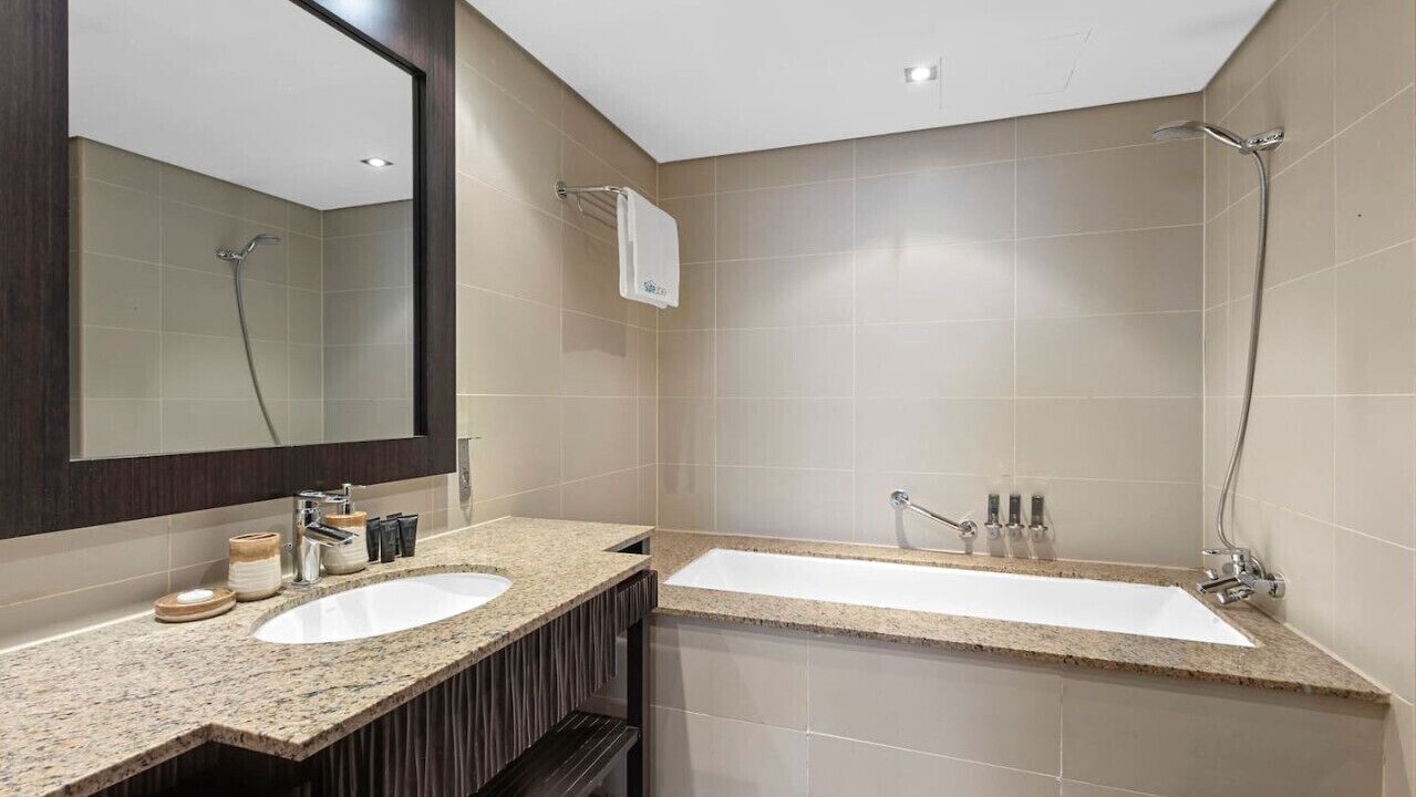 Photo of Bathroom in Palm Jumeirah