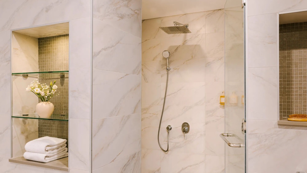 Photo of Bathroom in Trade Centre 1