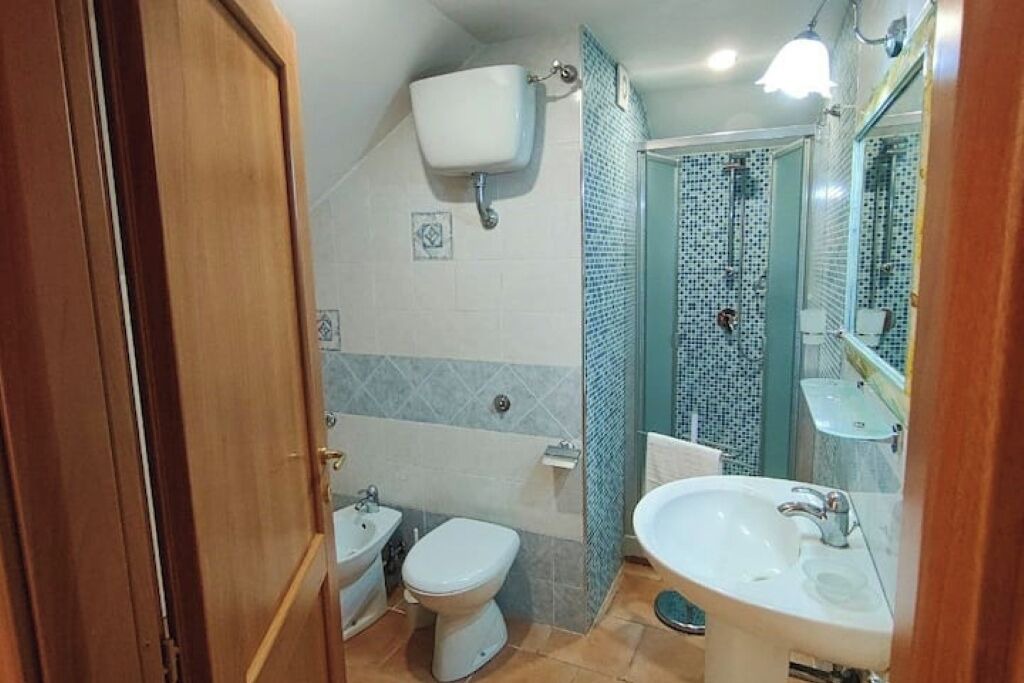 Photo of Bathroom in Meta