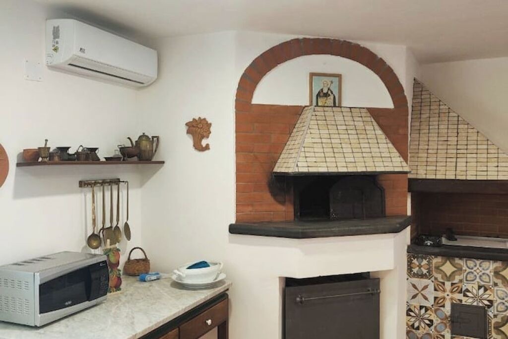Photo of Kitchen in Meta