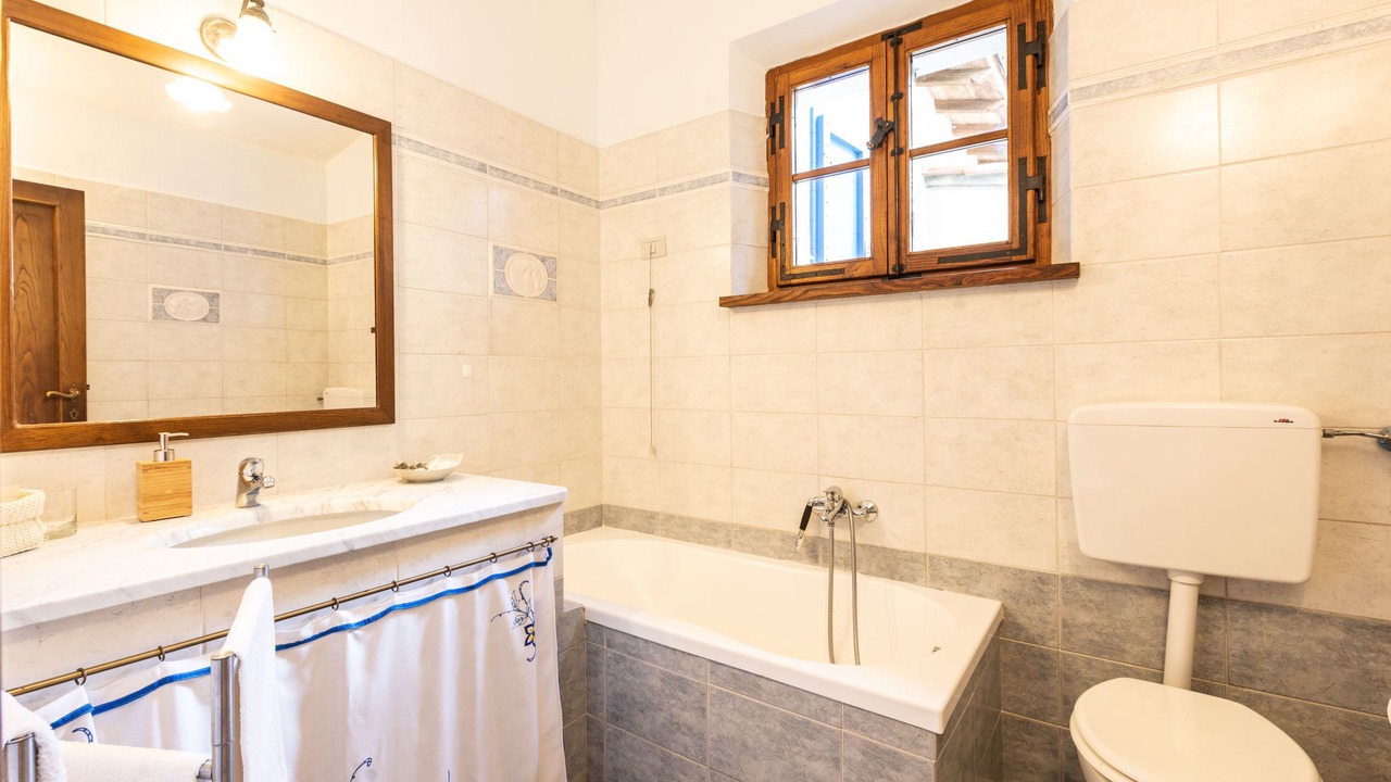 Photo of Bathroom in Montieri