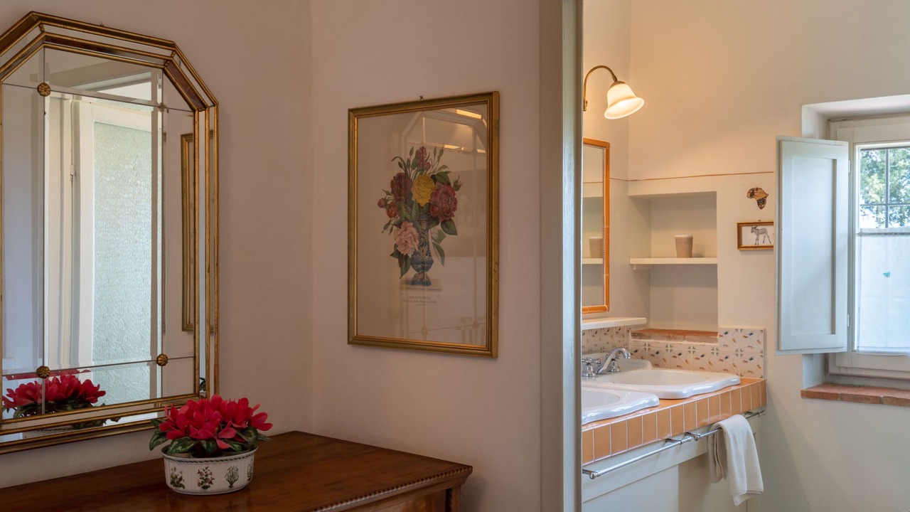 Photo of Bedroom in San Casciano in Val di Pesa