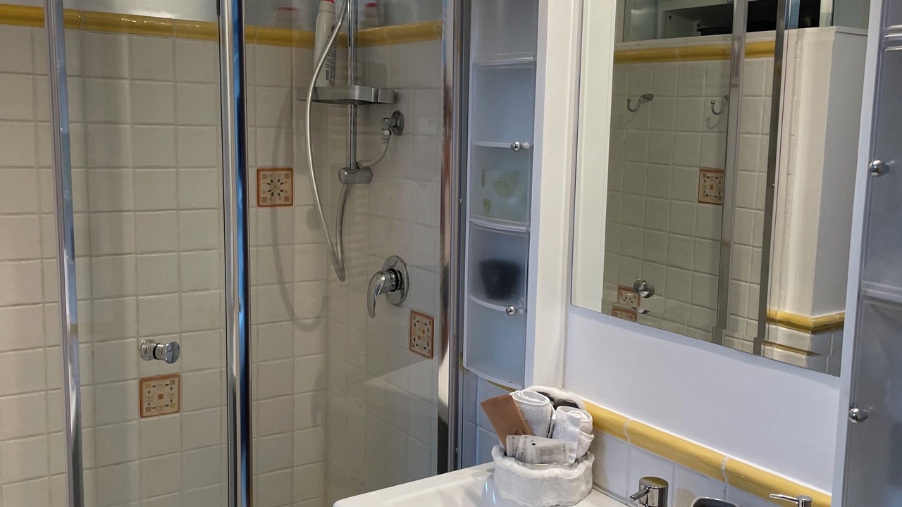 Photo of Bathroom in Zona XXVIII Tor de' Cenci