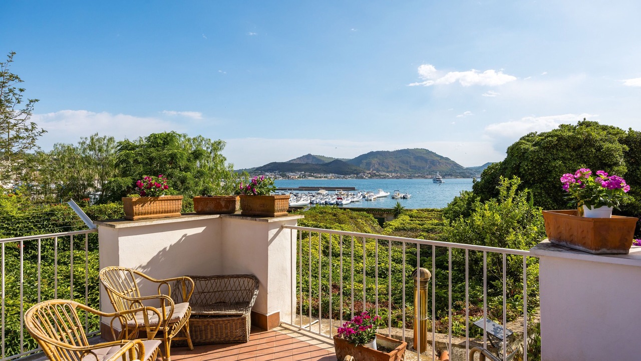 Photo of Patio Balcony in Bacoli