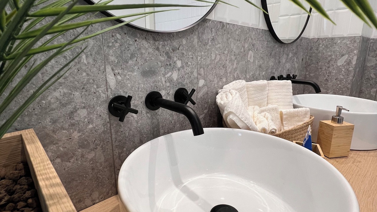 Photo of Bathroom in Naples City Centre