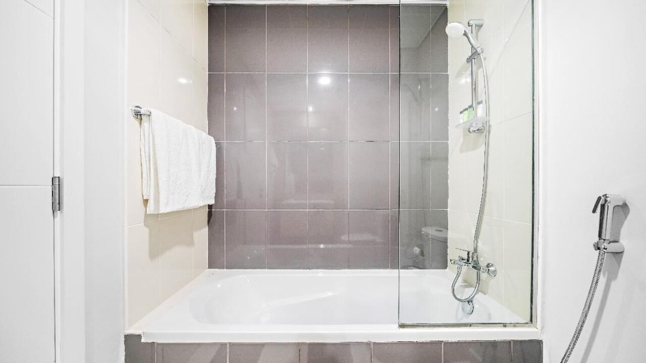 Photo of Bathroom in Academic City