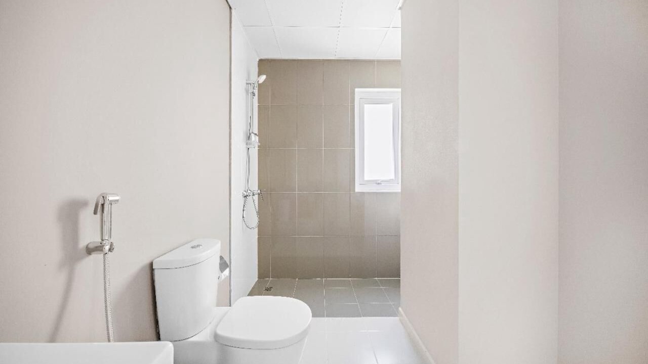 Photo of Bathroom in Academic City