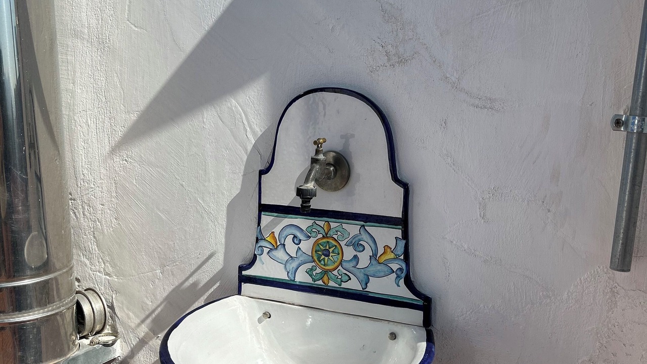Photo of Bathroom in Mount Vesuvius - Pompei