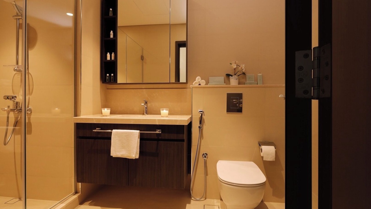 Photo of Bathroom in Za'abeel 2