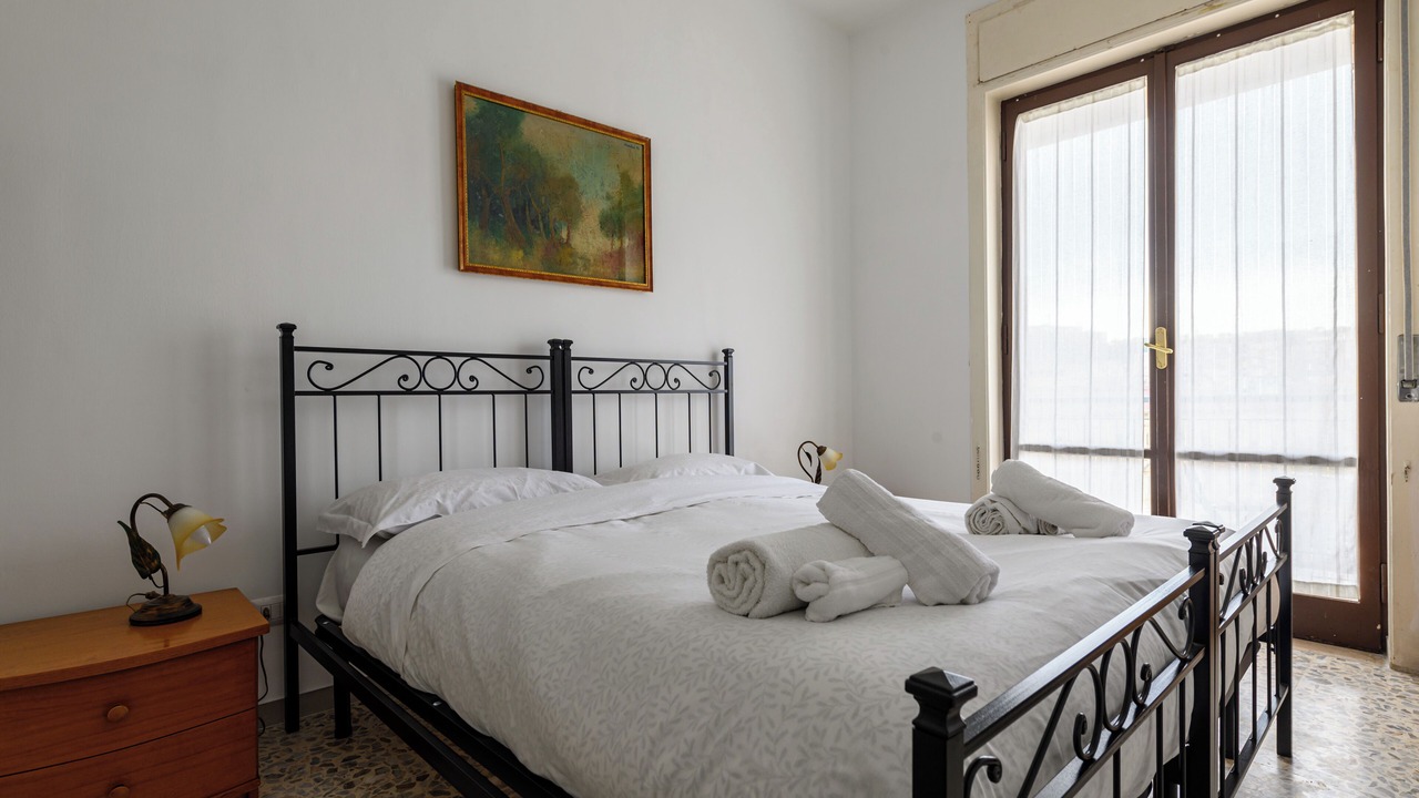 Photo of Bedroom in Fuorigrotta