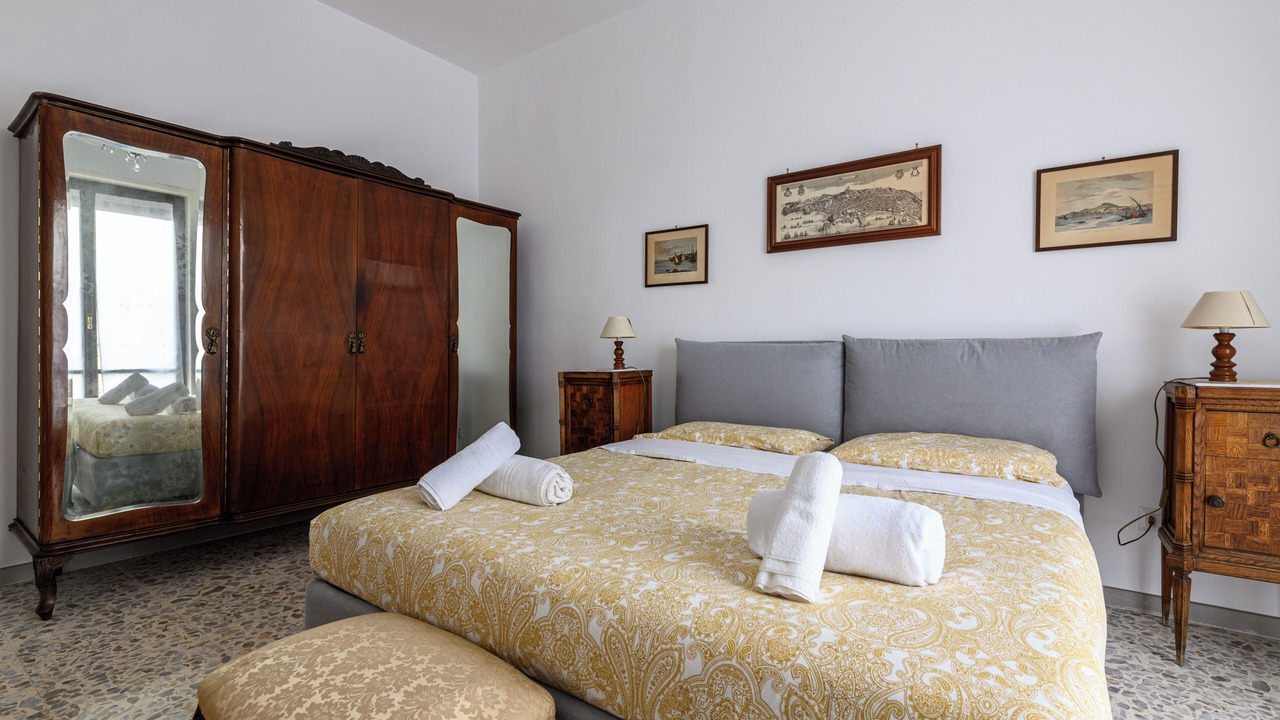 Photo of Bedroom in Fuorigrotta