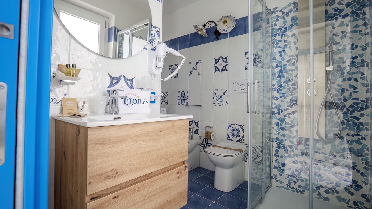 Photo of Bathroom in Calimera