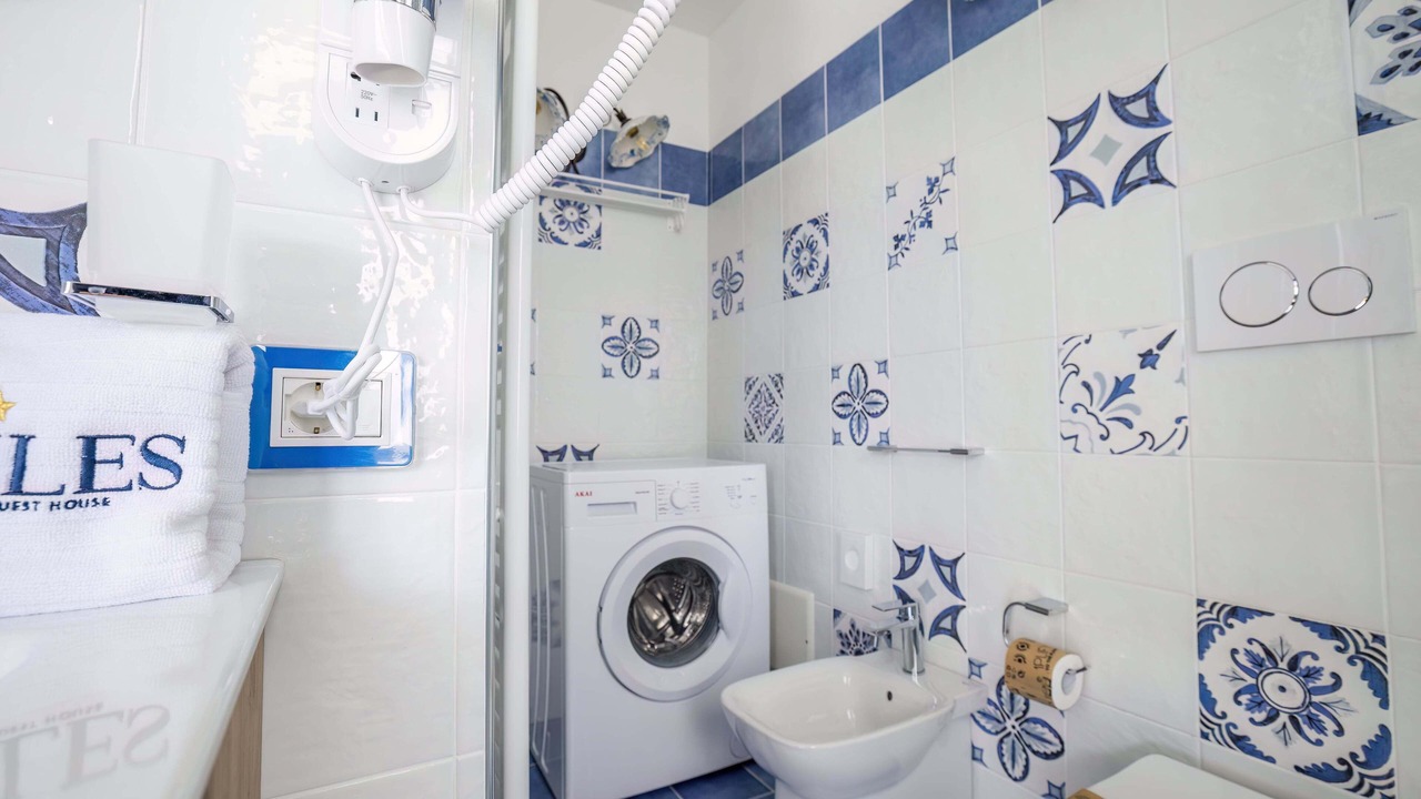 Photo of Bathroom in Calimera