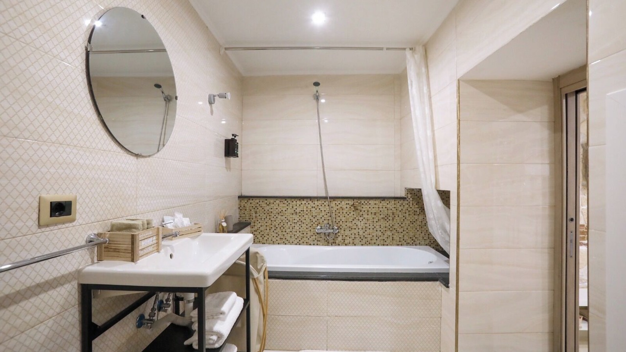 Photo of Bathroom in Arenella