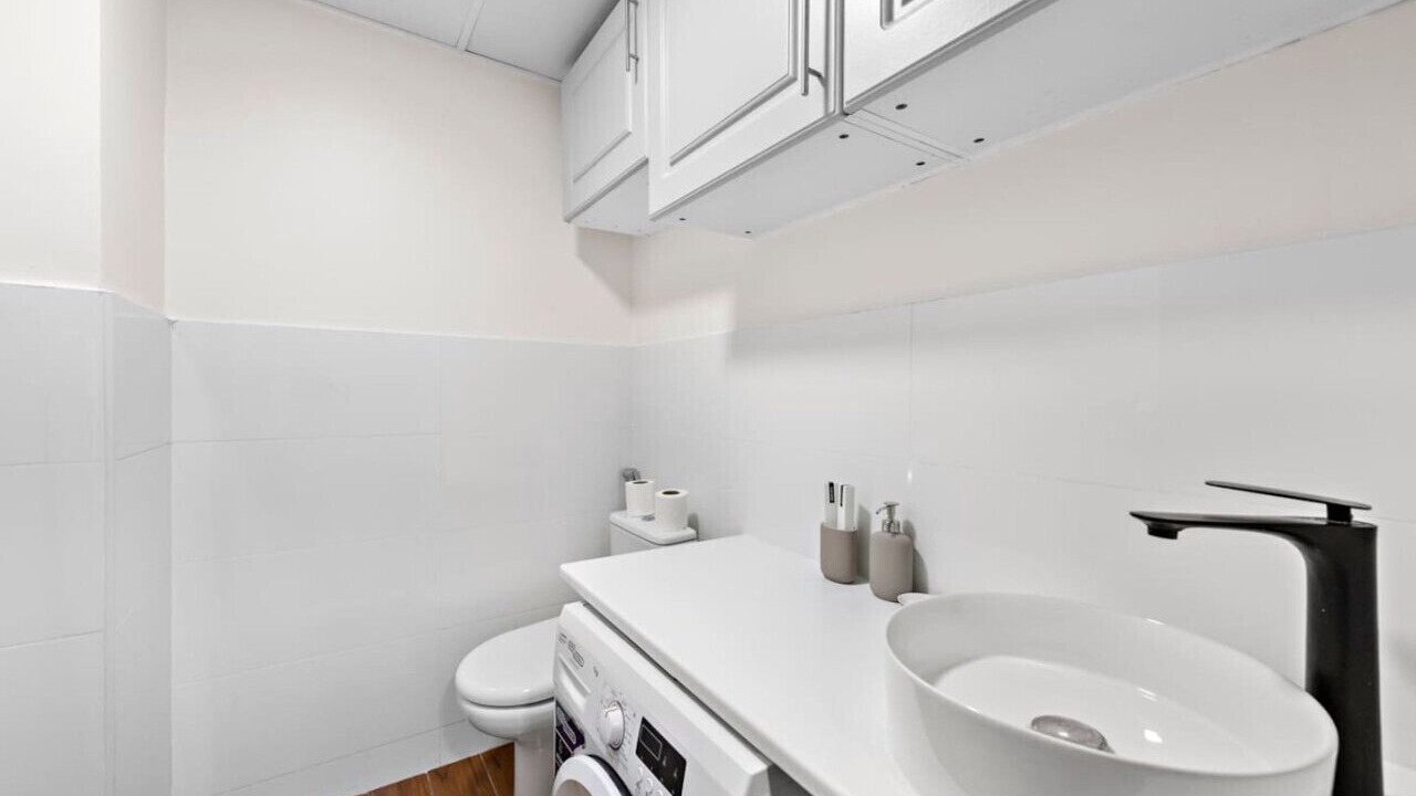 Photo of Bathroom in Jumeirah Lake Towers