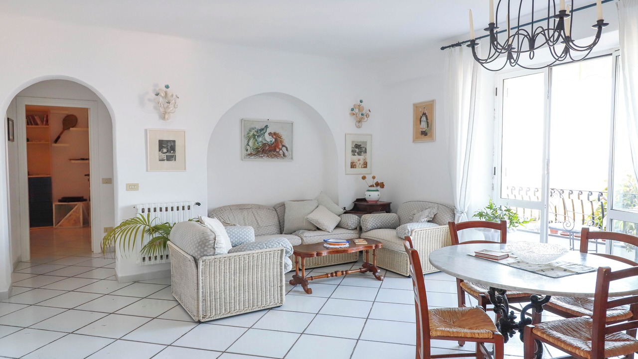 Photo of Livingroom in Ischia Porto