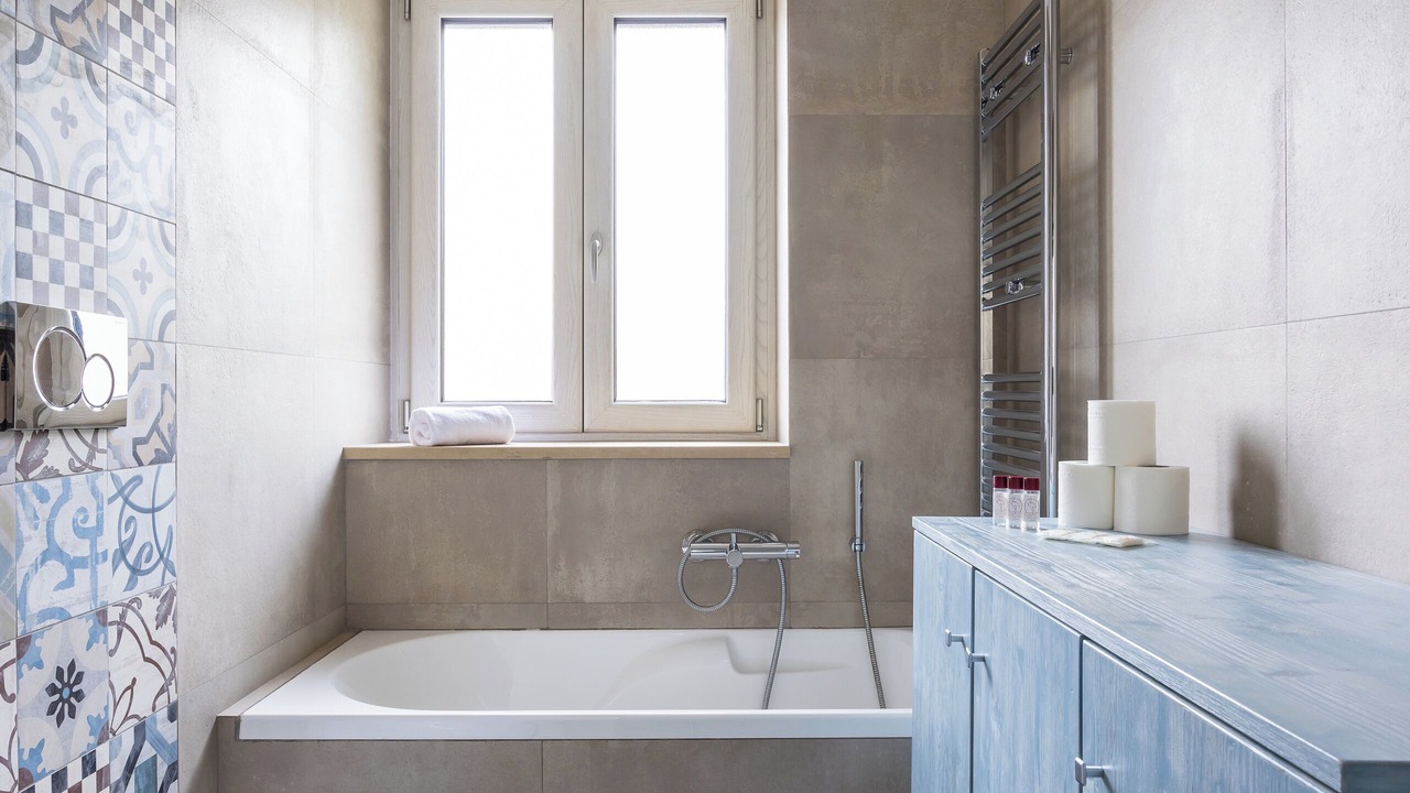 Photo of Bathroom in Naples City Centre