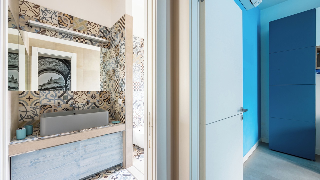 Photo of Bathroom in Naples City Centre