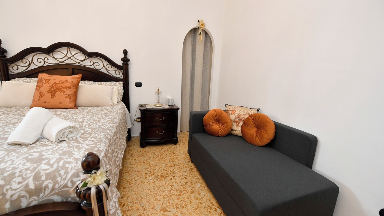 Photo of Bedroom in Torre del Greco