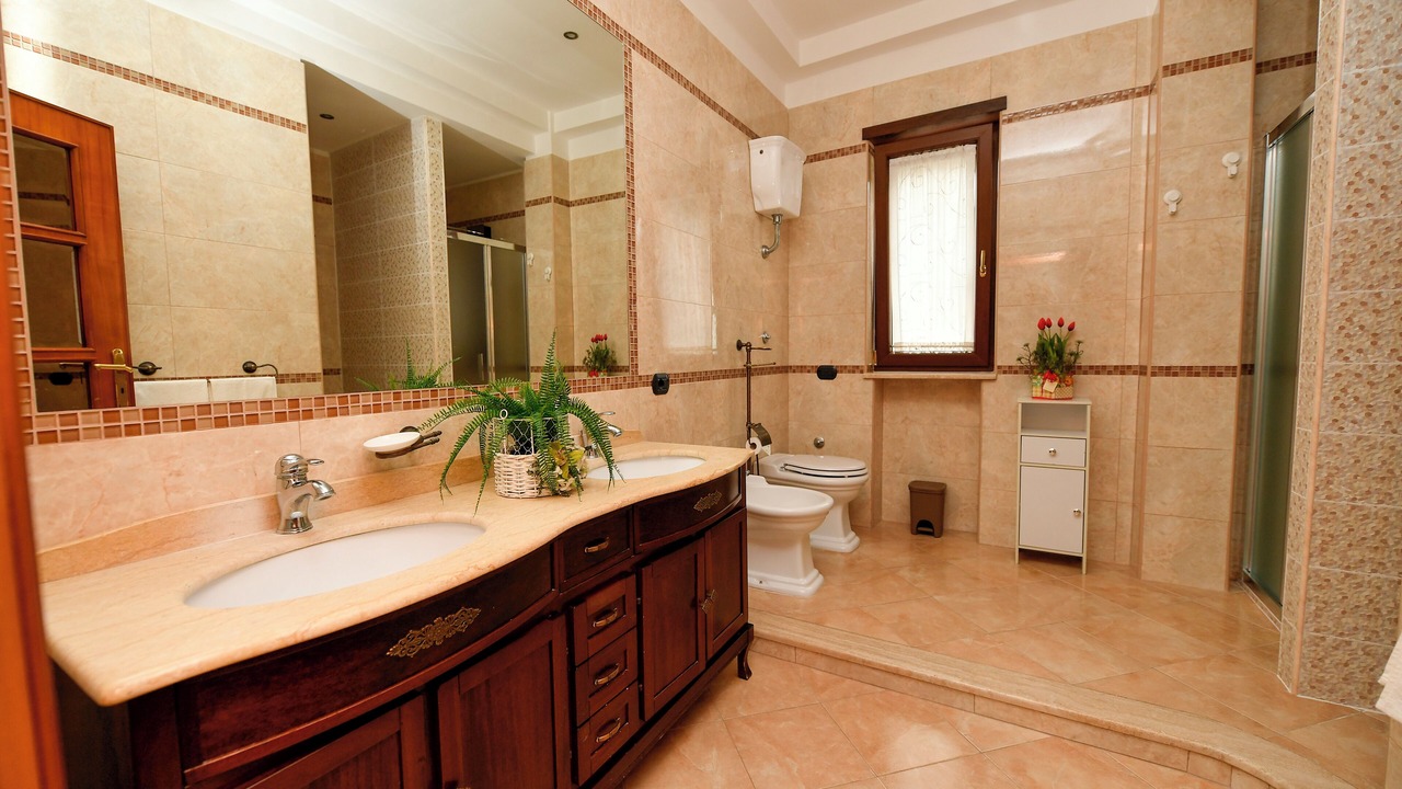Photo of Bathroom in Torre del Greco