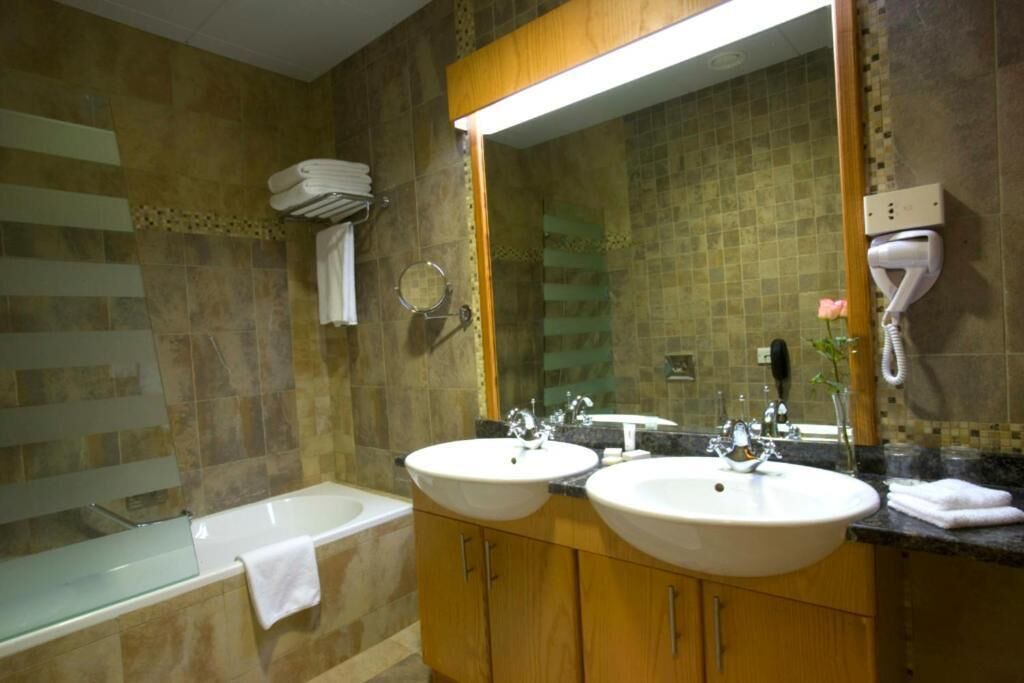 Photo of Bathroom in Al Barsha 1