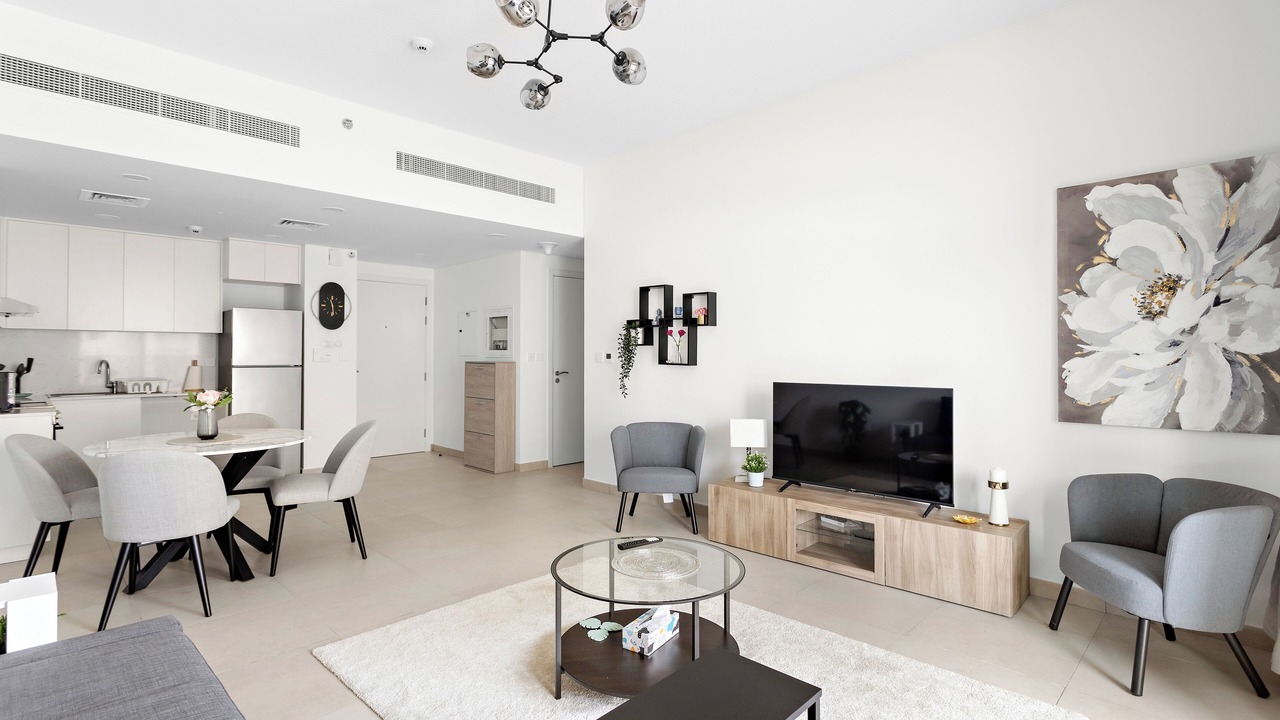 Photo of Livingroom in Umm Suqeim 3