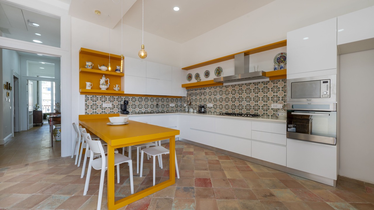 Photo of Kitchen in Meta