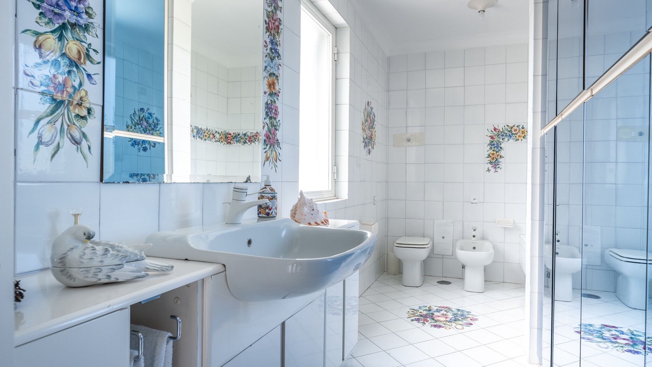 Photo of Bathroom in Tiberio