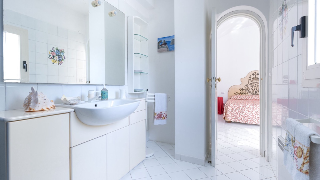 Photo of Bathroom in Tiberio