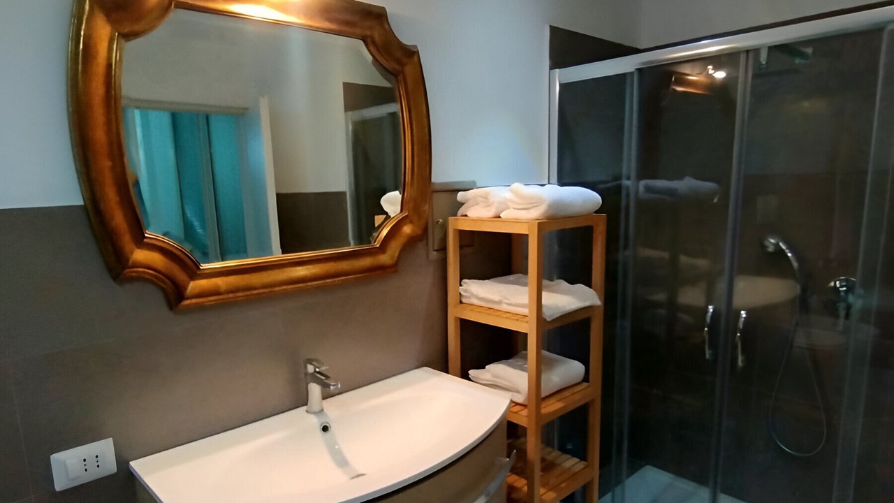 Photo of Bathroom in Mount Vesuvius - Pompei