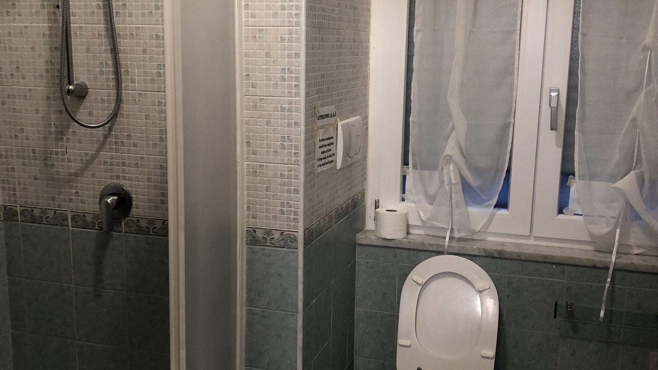 Photo of Bathroom in Portici