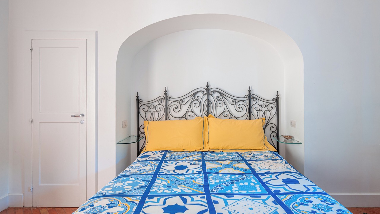 Photo of Bedroom in Ischia Porto