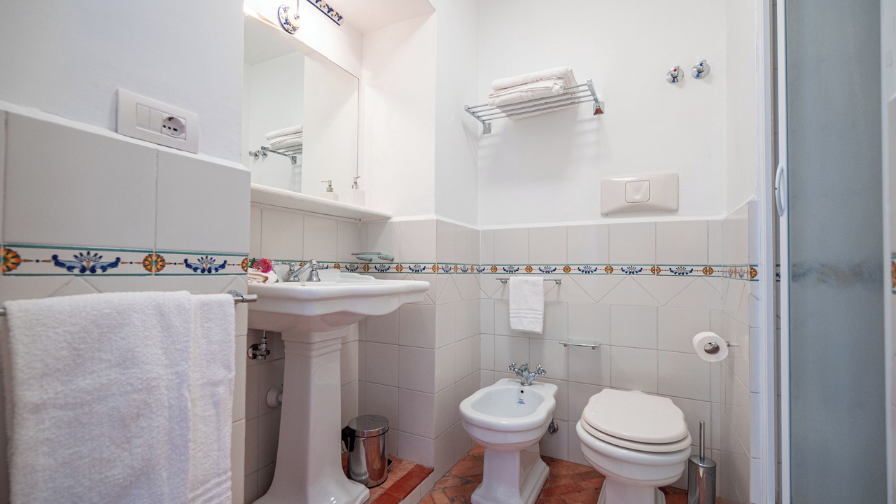 Photo of Bathroom in Ischia Porto