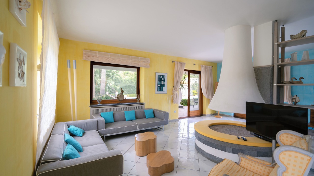 Photo of Livingroom in Ischia Porto