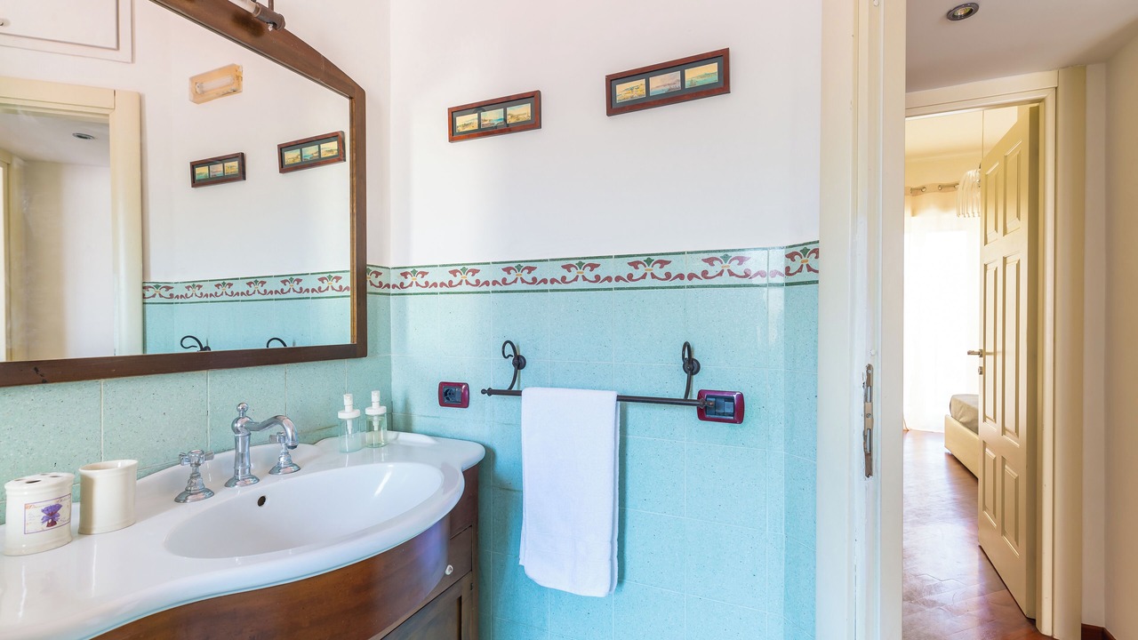 Photo of Bathroom in Fuorigrotta