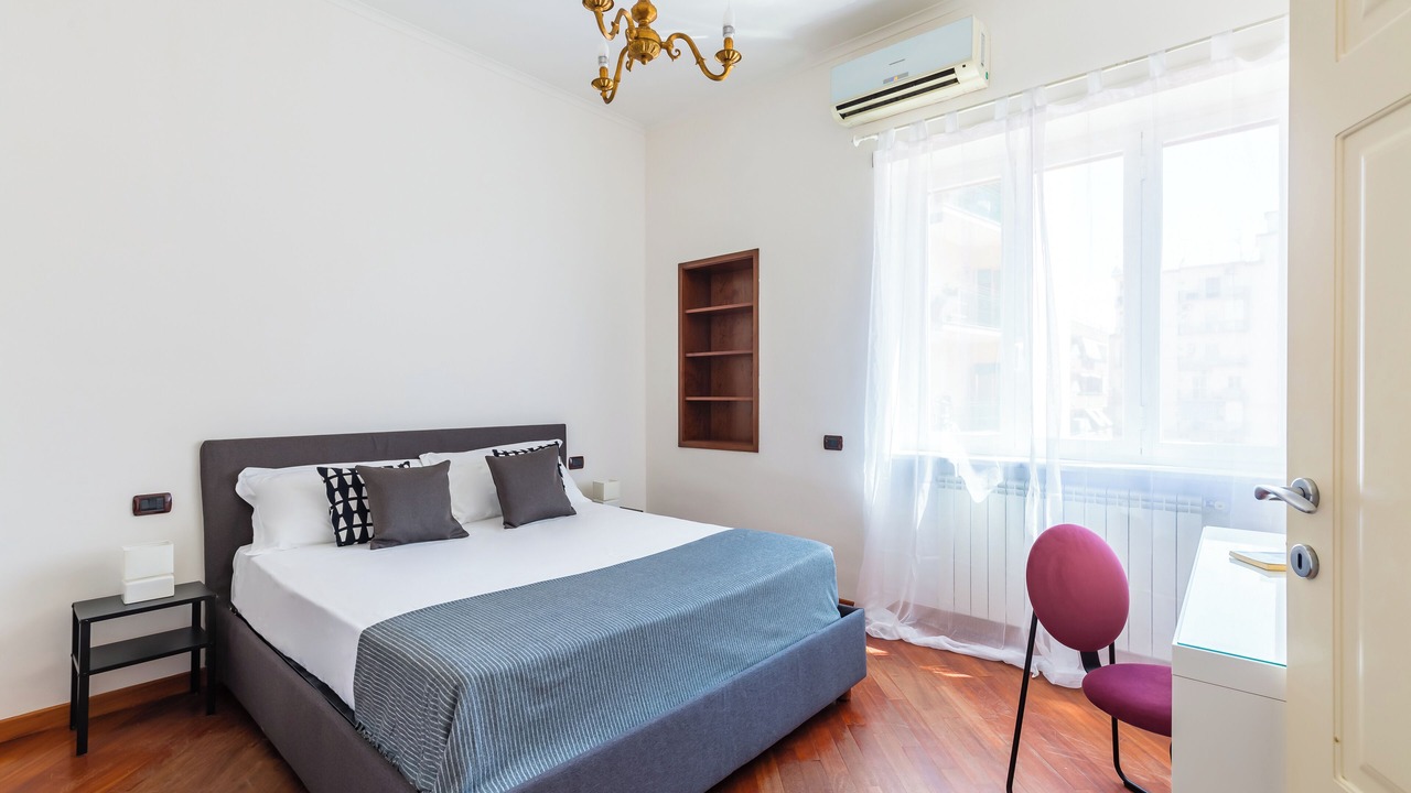 Photo of Bedroom in Fuorigrotta