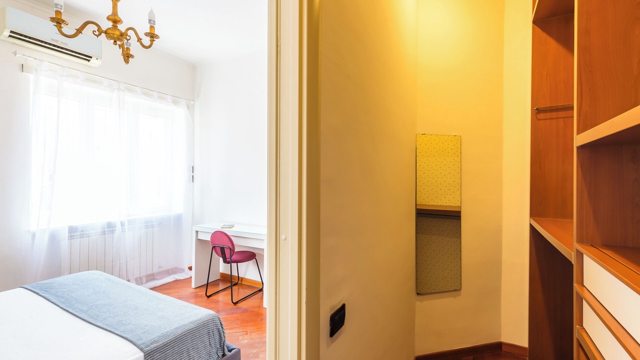 Photo of Bedroom in Fuorigrotta