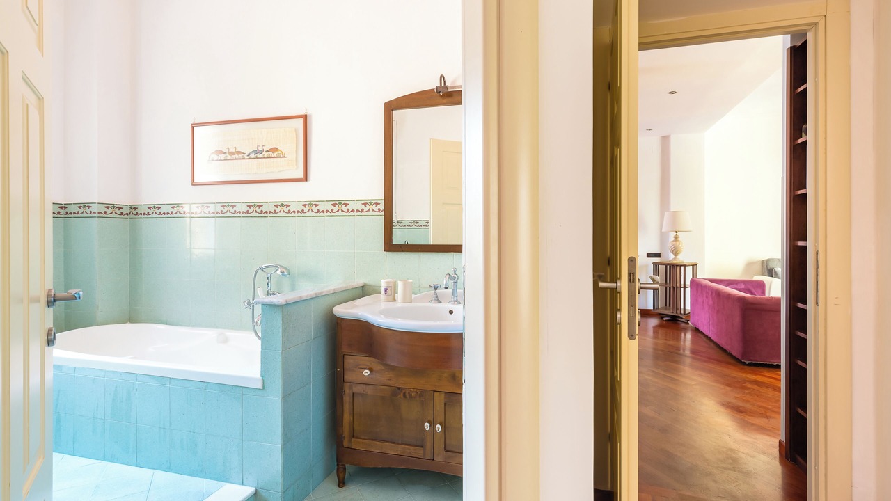Photo of Bathroom in Fuorigrotta