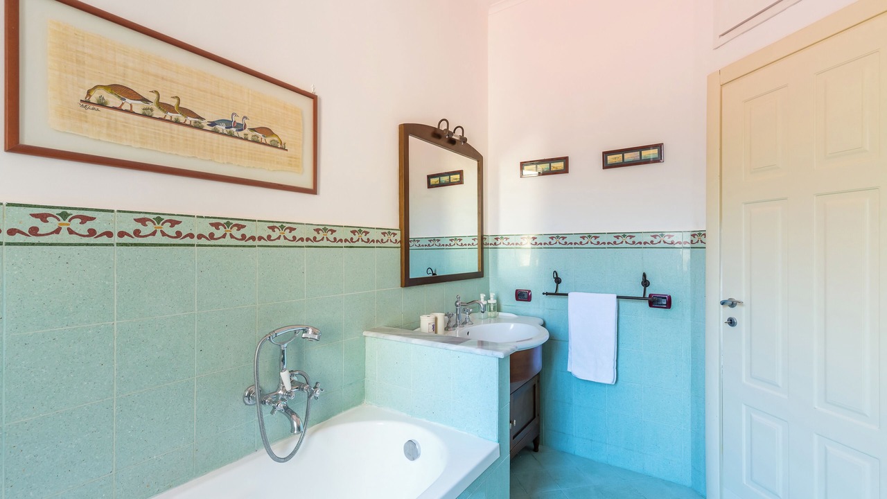 Photo of Bathroom in Fuorigrotta