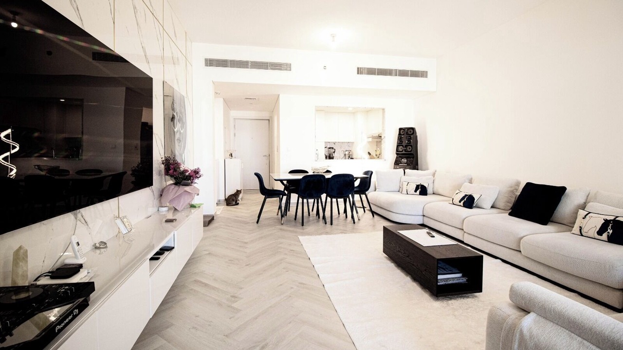 Photo of Livingroom in Umm Suqeim 3