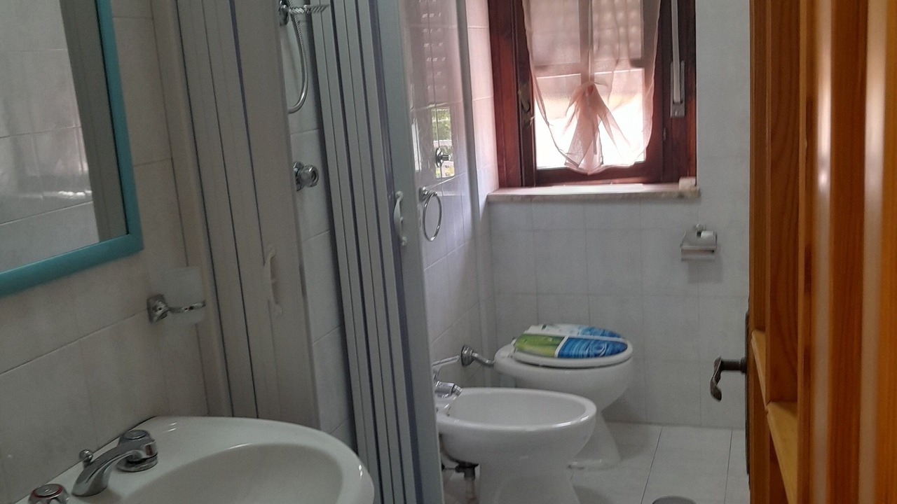 Photo of Bathroom in Scalea