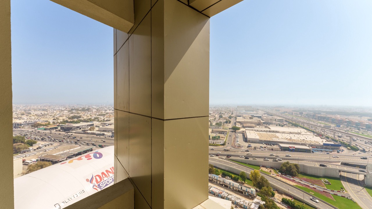 Photo of Others in Sheikh Zayed Road