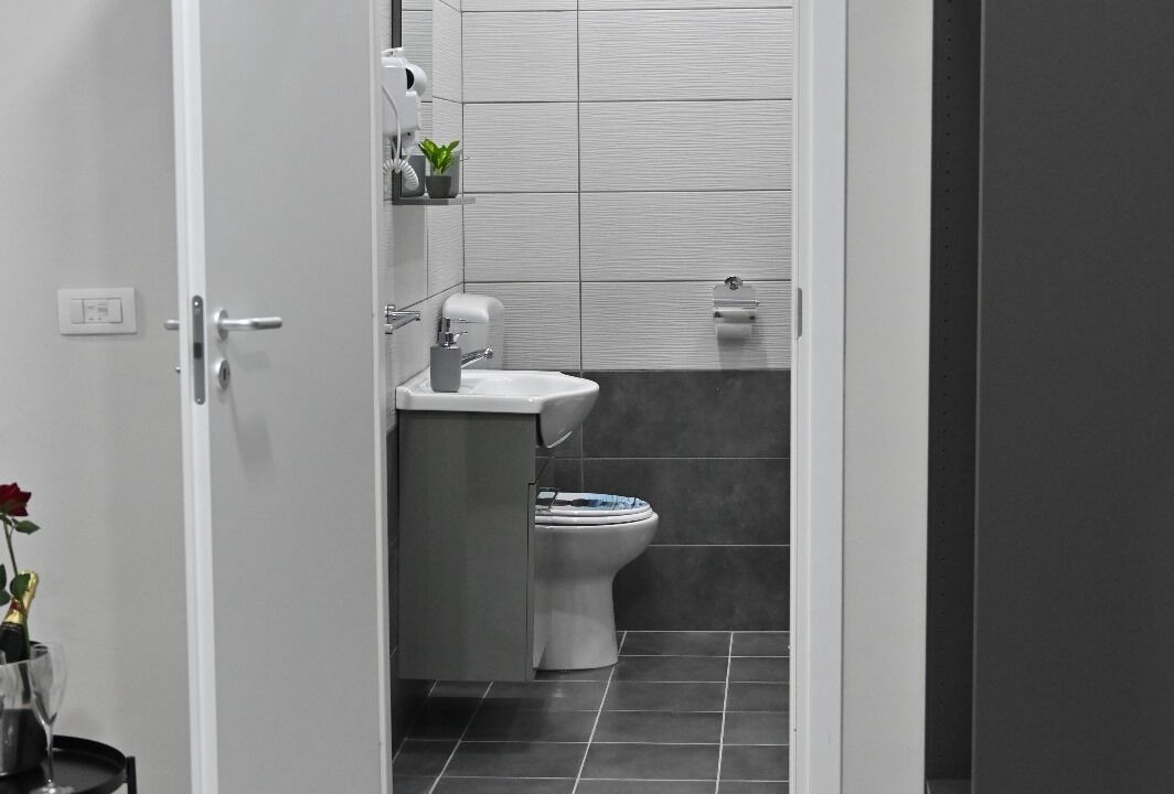Photo of Bathroom in Mount Vesuvius - Pompei
