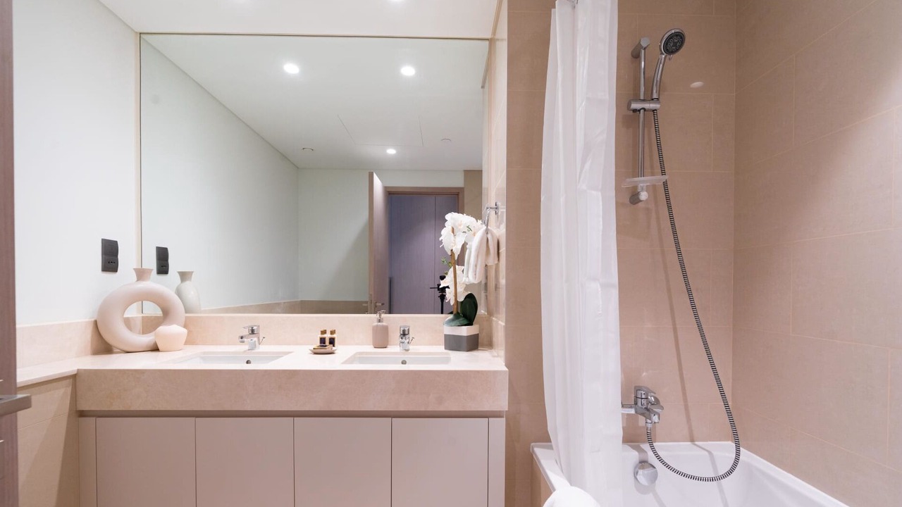 Photo of Bathroom in Downtown Dubai