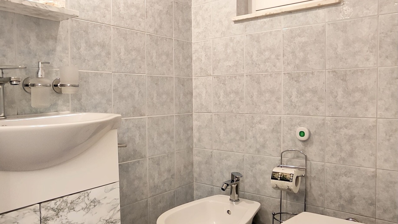 Photo of Bathroom in Meta