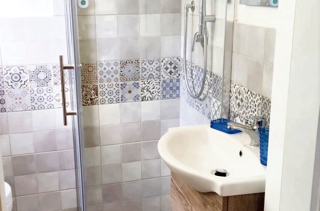 Photo of Bathroom in Meta