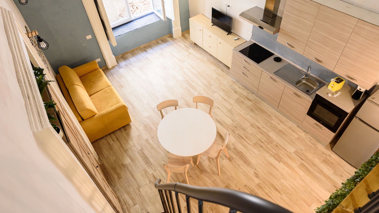 Photo of Livingroom in Naples City Centre