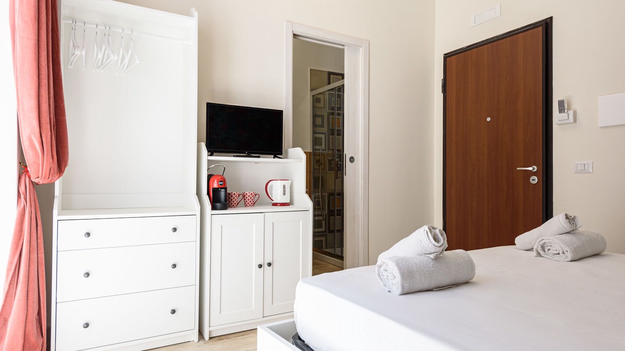 Photo of Bedroom in Naples City Centre