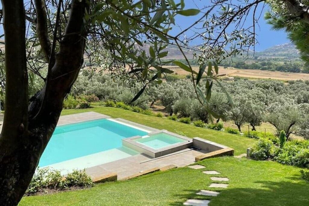 Photo of Outdoor in Amaroni
